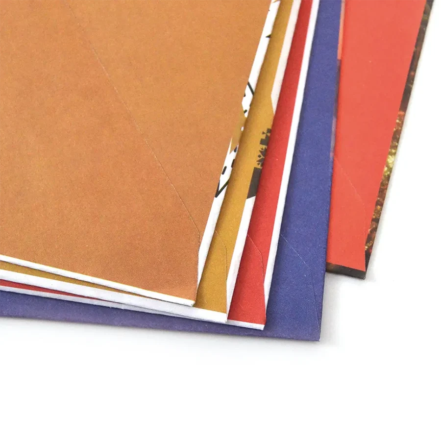Cartões de envelope de cores sólidas
